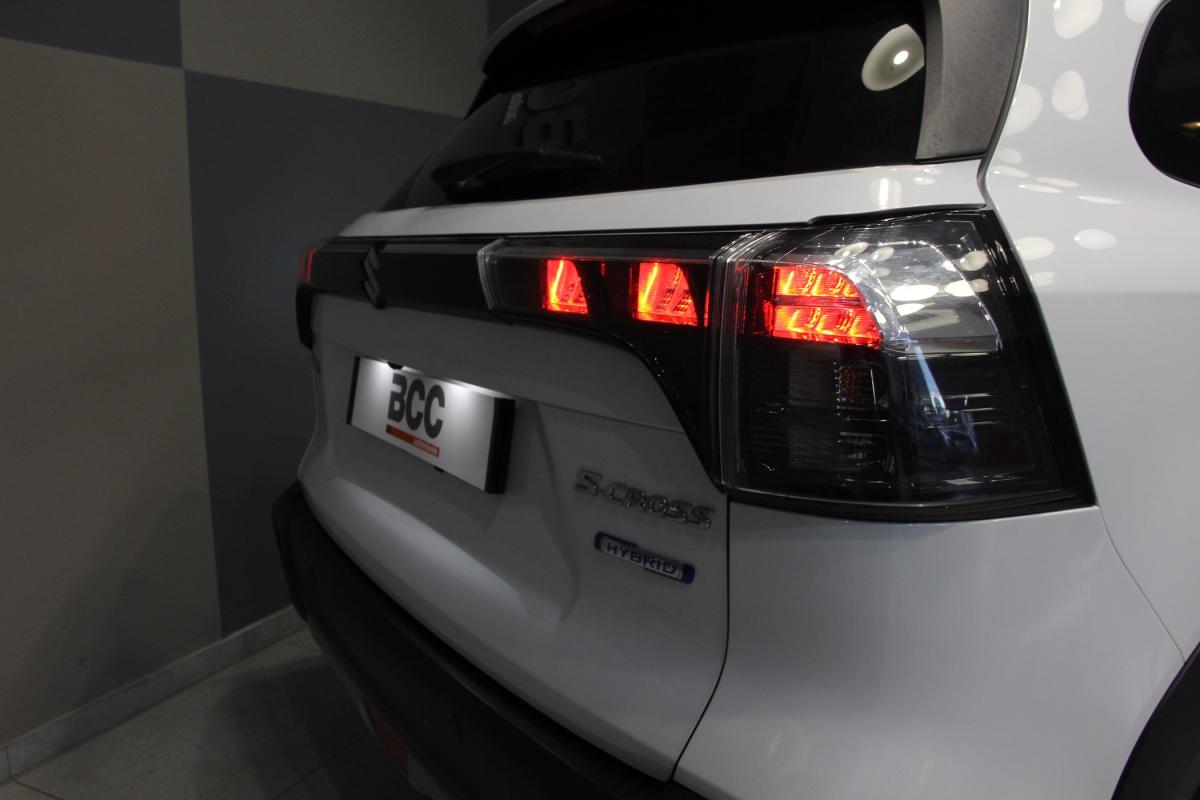 suzuki-s-cross-2023-hibrido-a-gasolina-1373cc