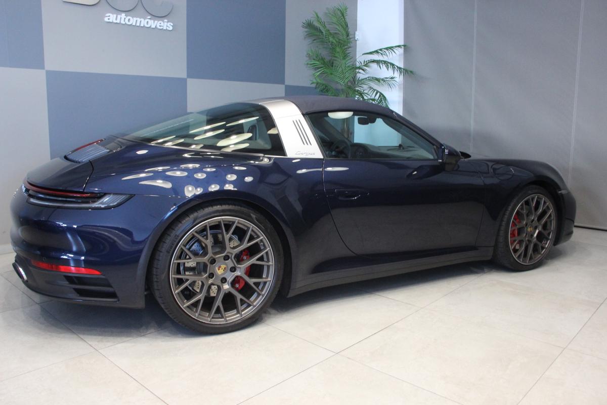 porsche-992-2021-gasolina-2981cc