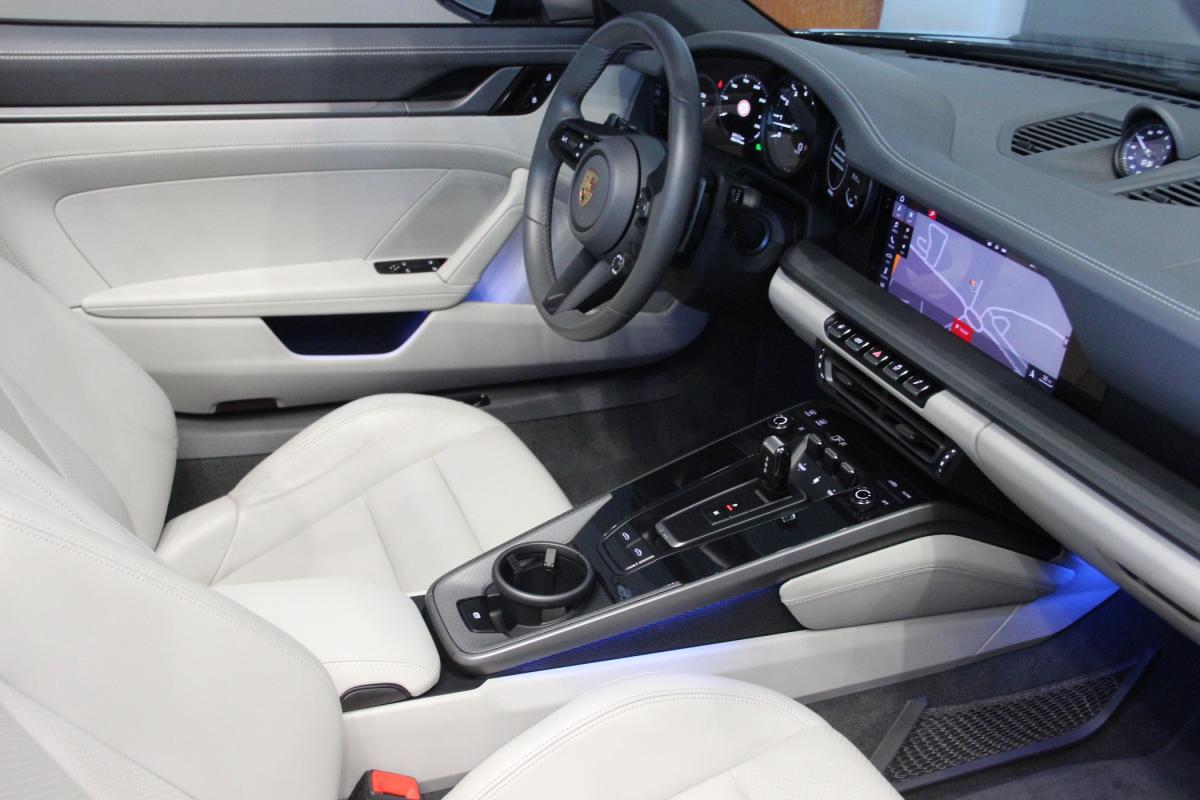 porsche-992-2021-gasolina-2981cc