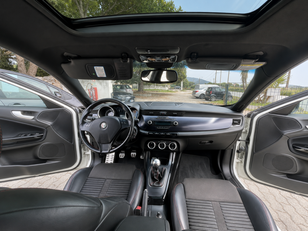 alfa-romeo-giulietta-2010-diesel-1598cc
