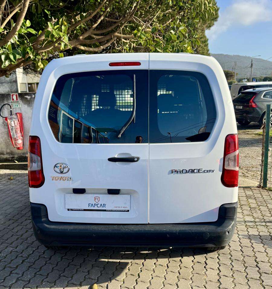 toyota-proace-2022-diesel-1499cc