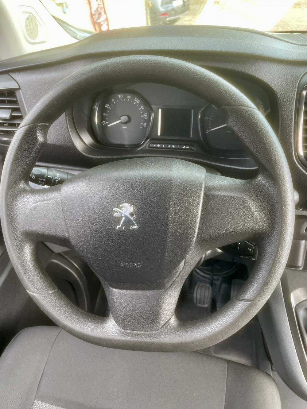peugeot-expert-2020-diesel-1499cc