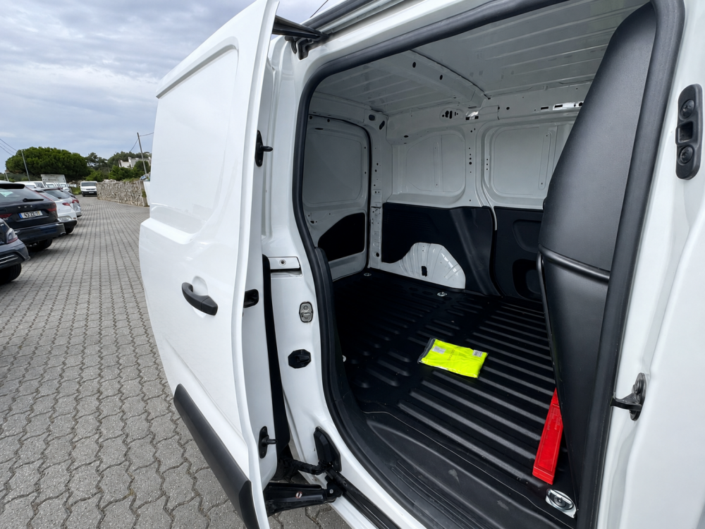 opel-combo-2021-diesel-1499cc