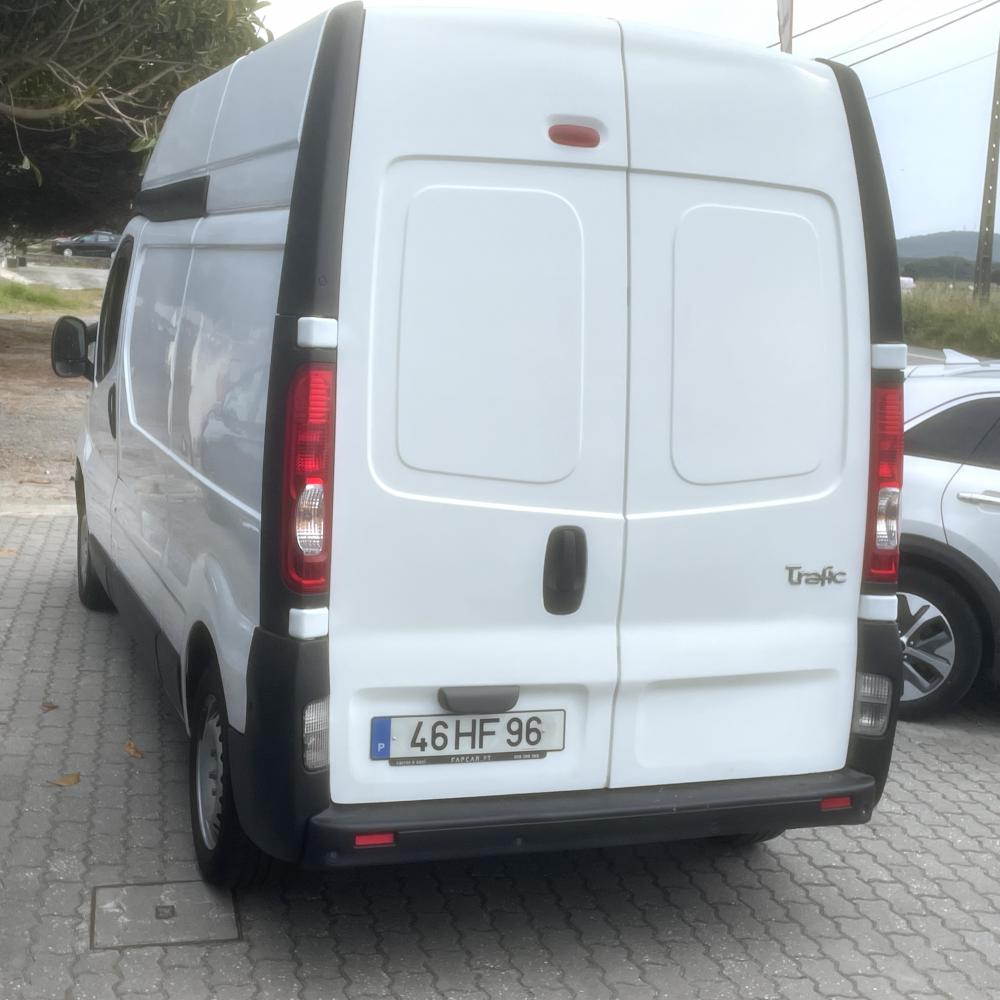 renault-trafic-2009-diesel-1995cc