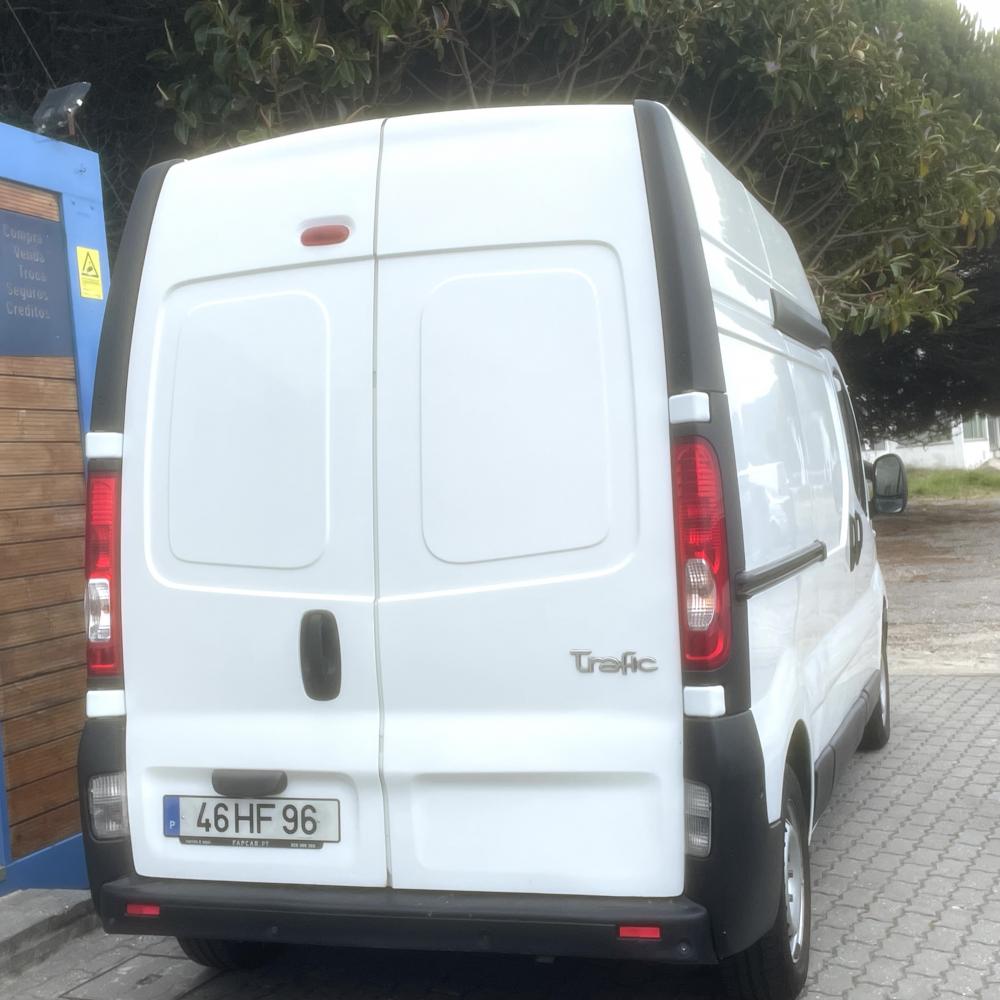 renault-trafic-2009-diesel-1995cc