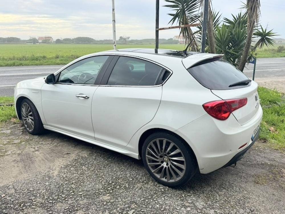 alfa-romeo-giulietta-2010-diesel-1598cc