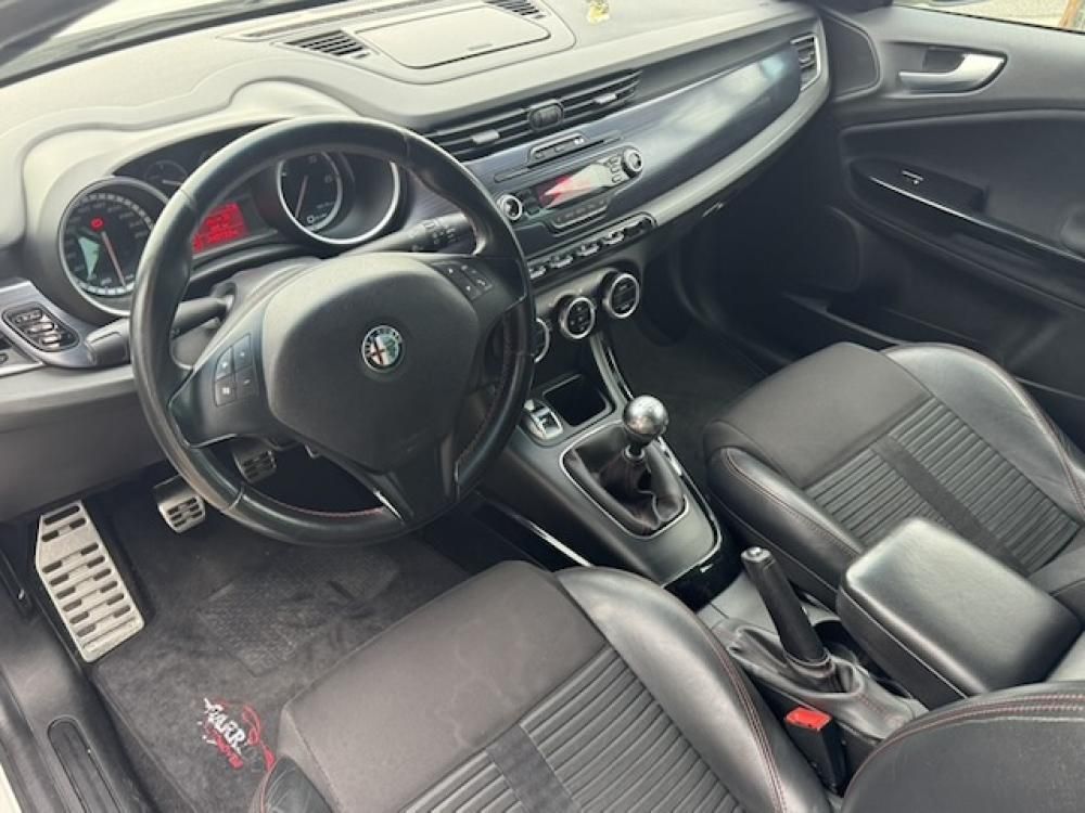 alfa-romeo-giulietta-2010-diesel-1598cc