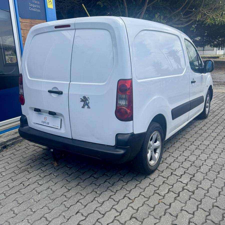 peugeot-partner-2011-diesel-1560cc