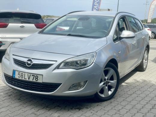 opel-astra-caravan-2011-diesel-1248cc
