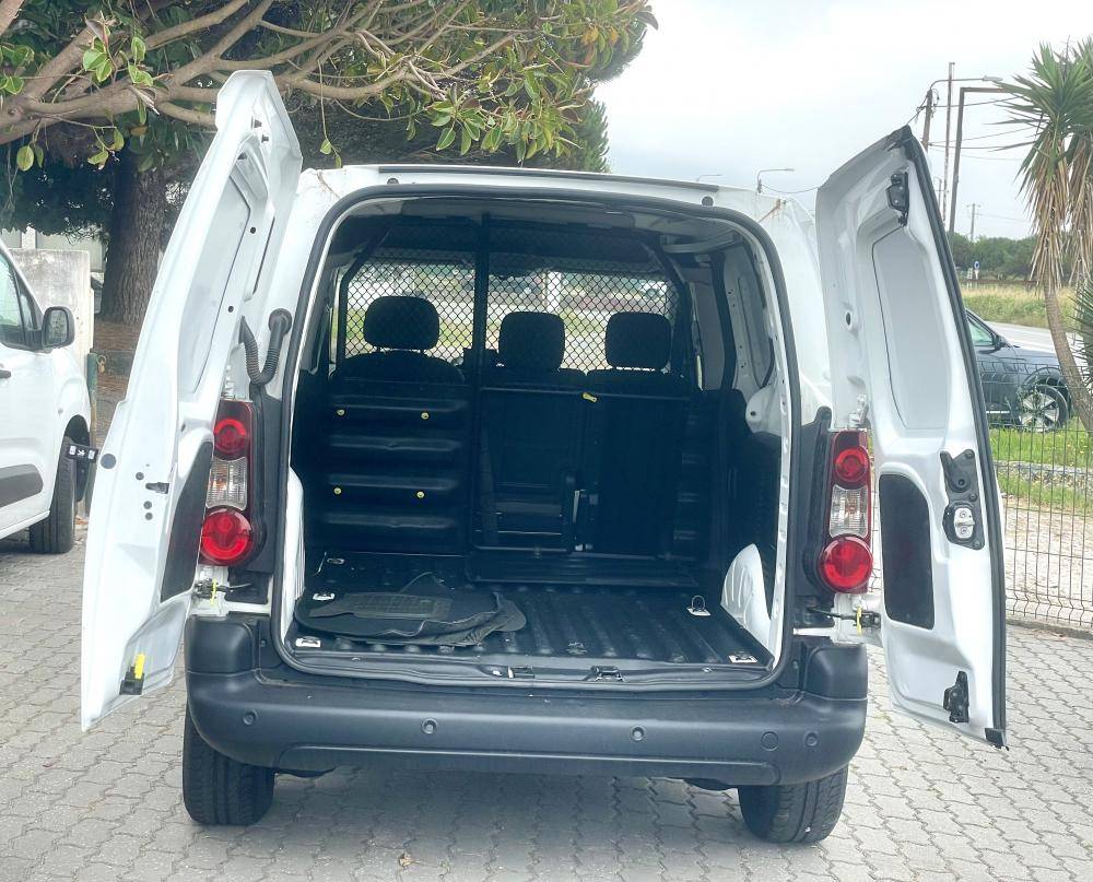 peugeot-partner-2018-diesel-1560cc