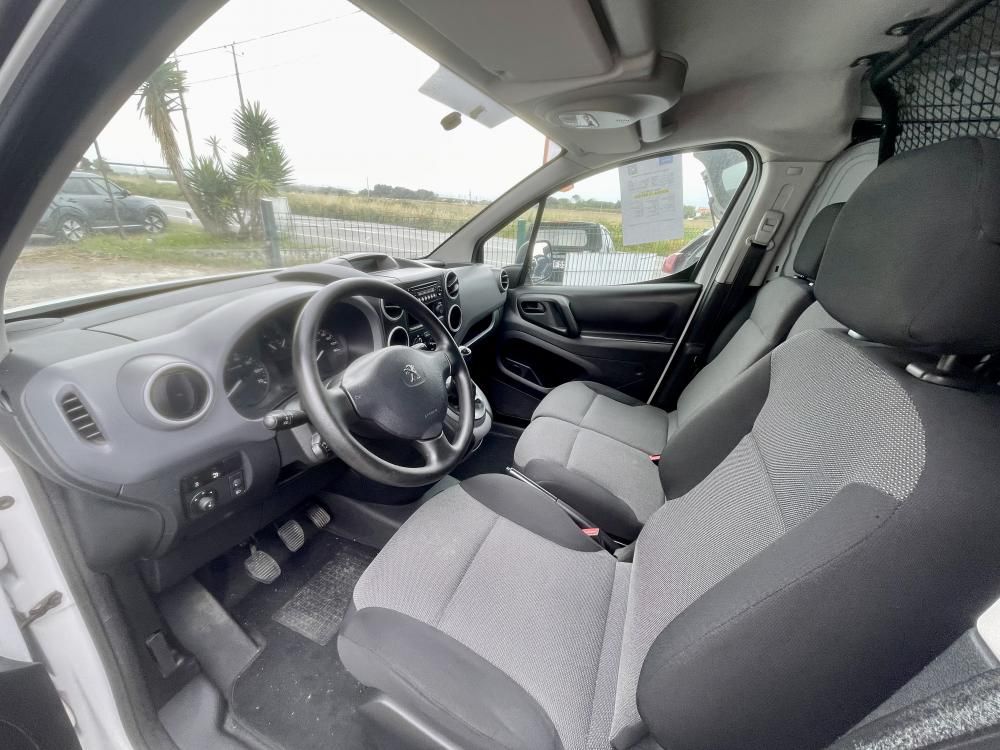 peugeot-partner-2018-diesel-1560cc