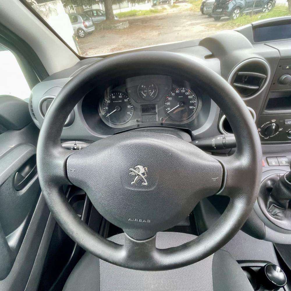 peugeot-partner-2018-diesel-1560cc