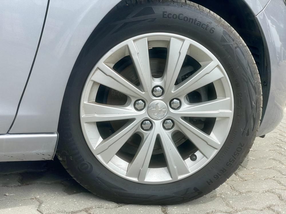 peugeot-308-2019-diesel-1499cc
