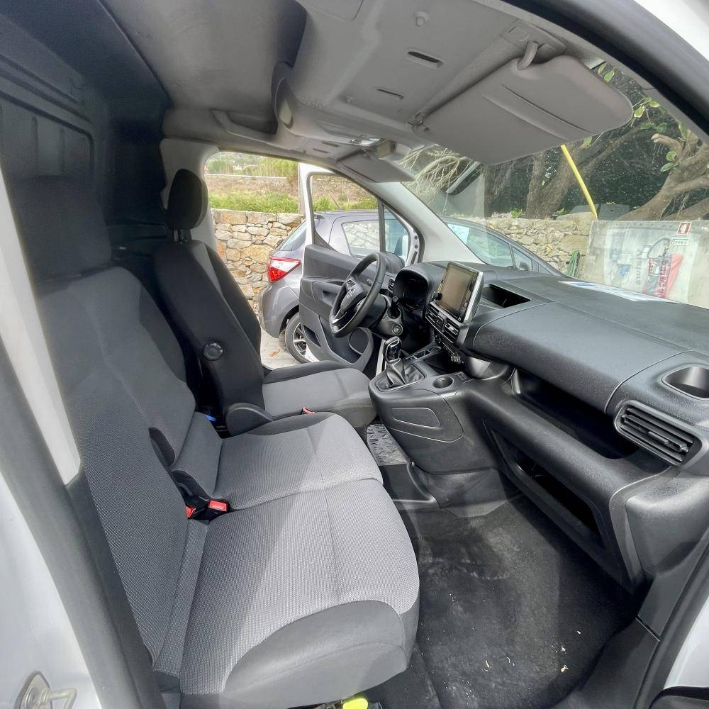 opel-combo-2021-diesel-1499cc