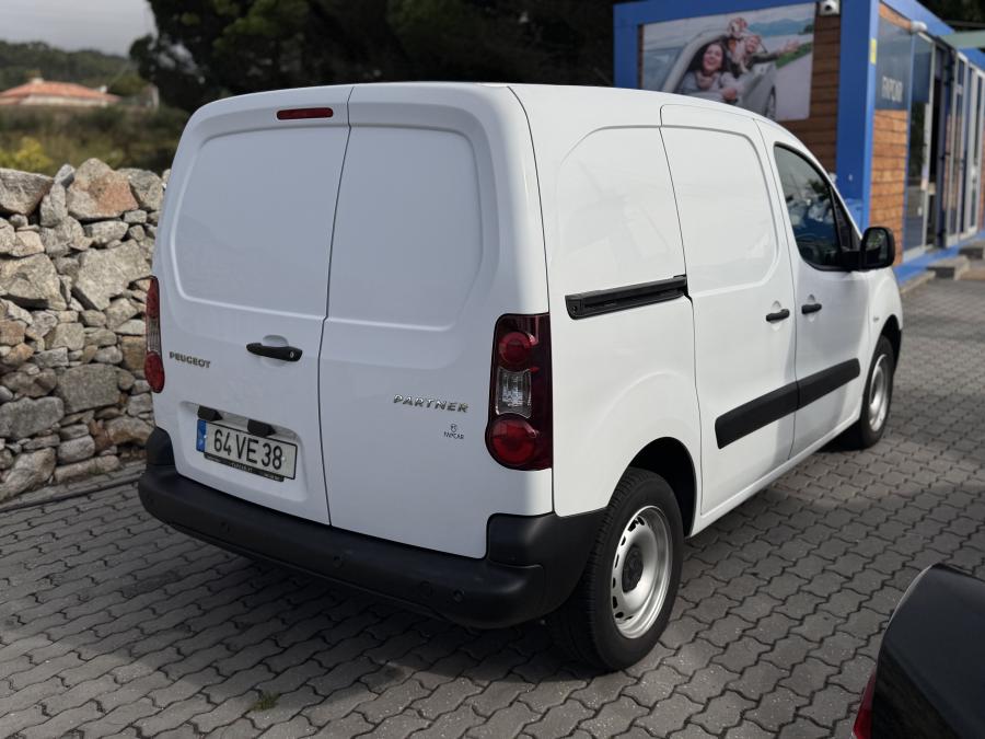 peugeot-partner-2018-diesel-1560cc