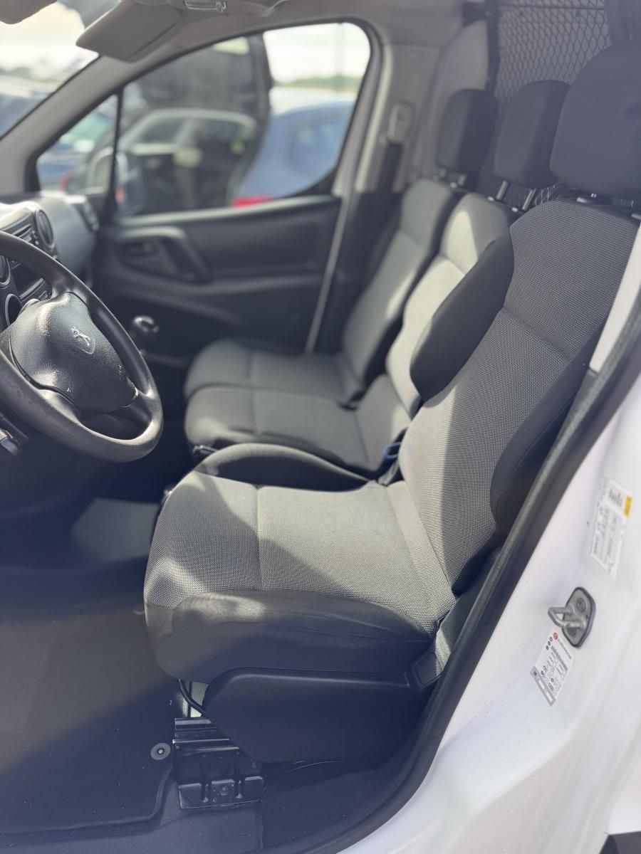 peugeot-partner-2018-diesel-1560cc