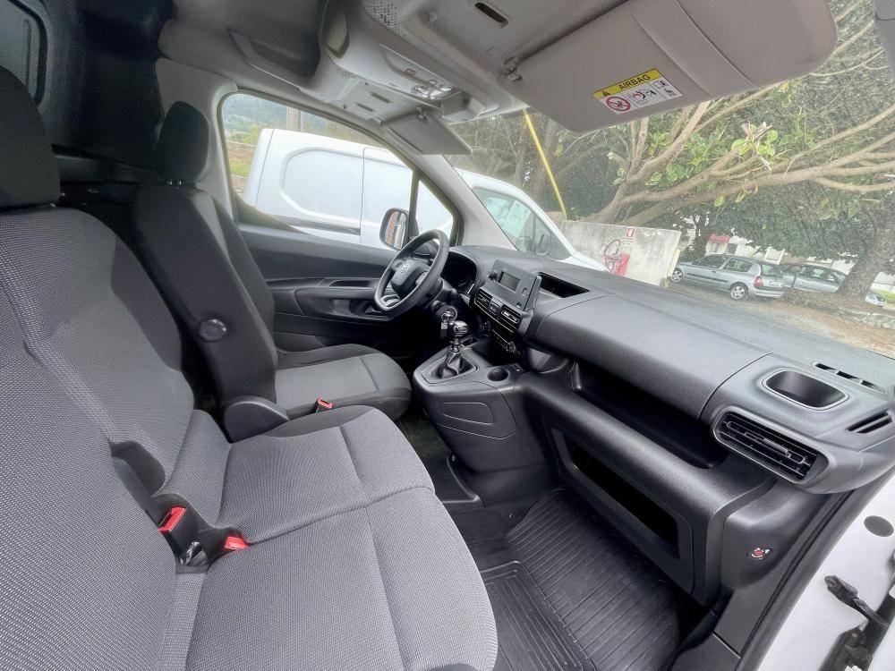 toyota-proace-2021-diesel-1499cc