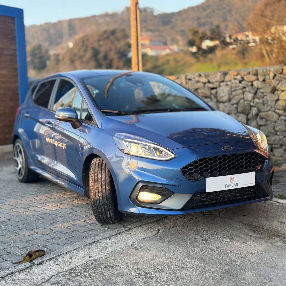 ford-fiesta-2019-gasolina-1499cc