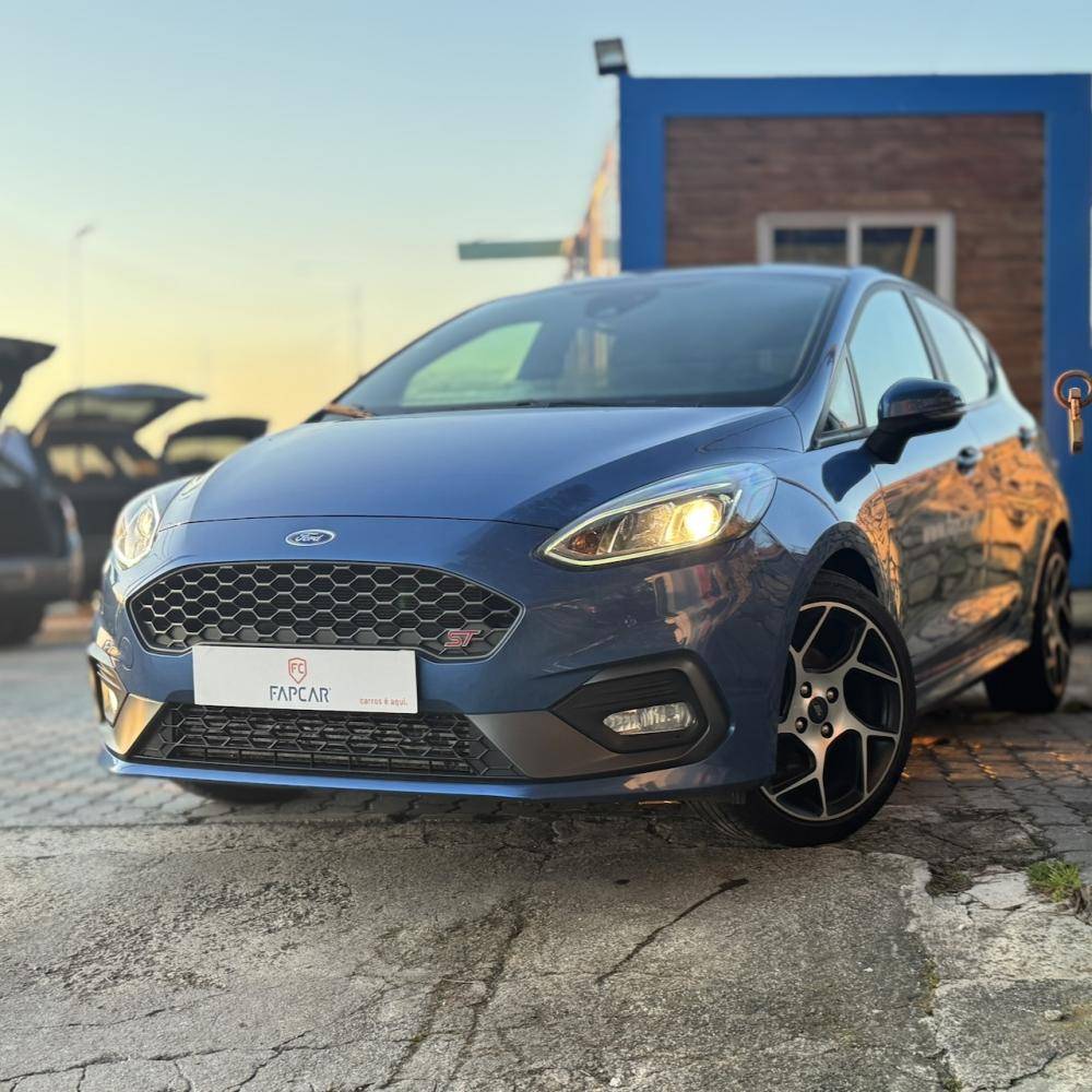 ford-fiesta-2019-gasolina-1499cc