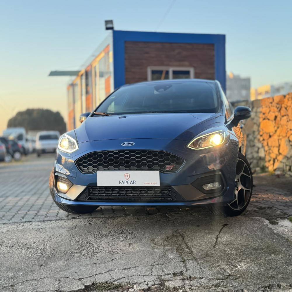 ford-fiesta-2019-gasolina-1499cc
