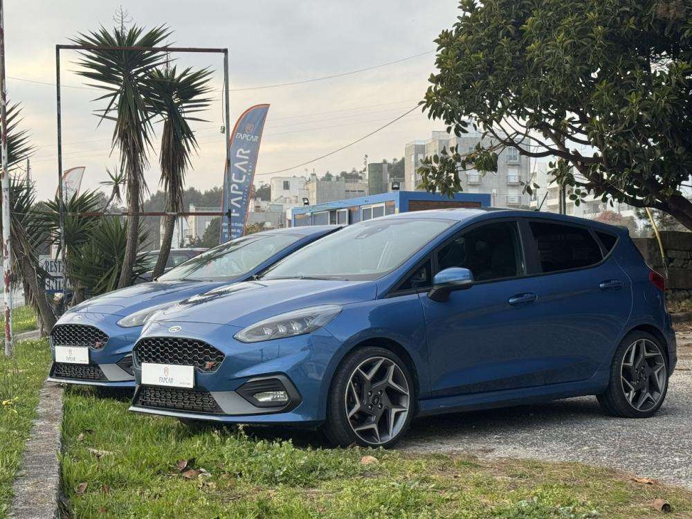 ford-fiesta-2019-gasolina-1499cc