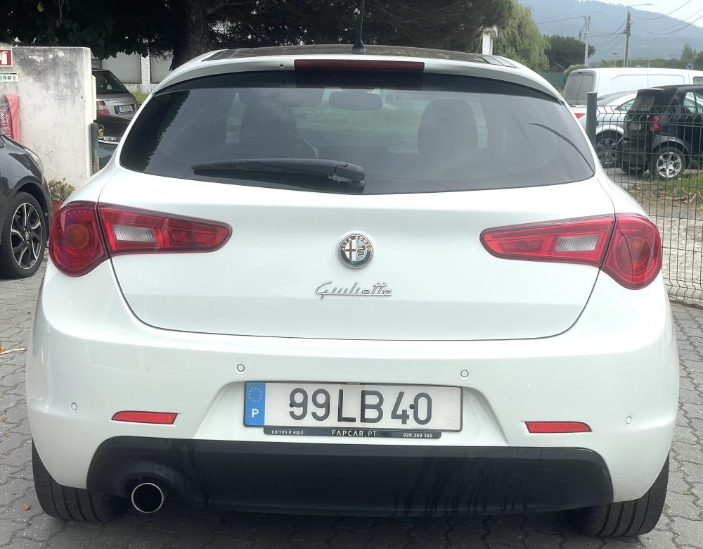alfa-romeo-giulietta-2010-diesel-1598cc