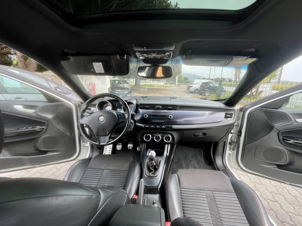 alfa-romeo-giulietta-2010-diesel-1598cc