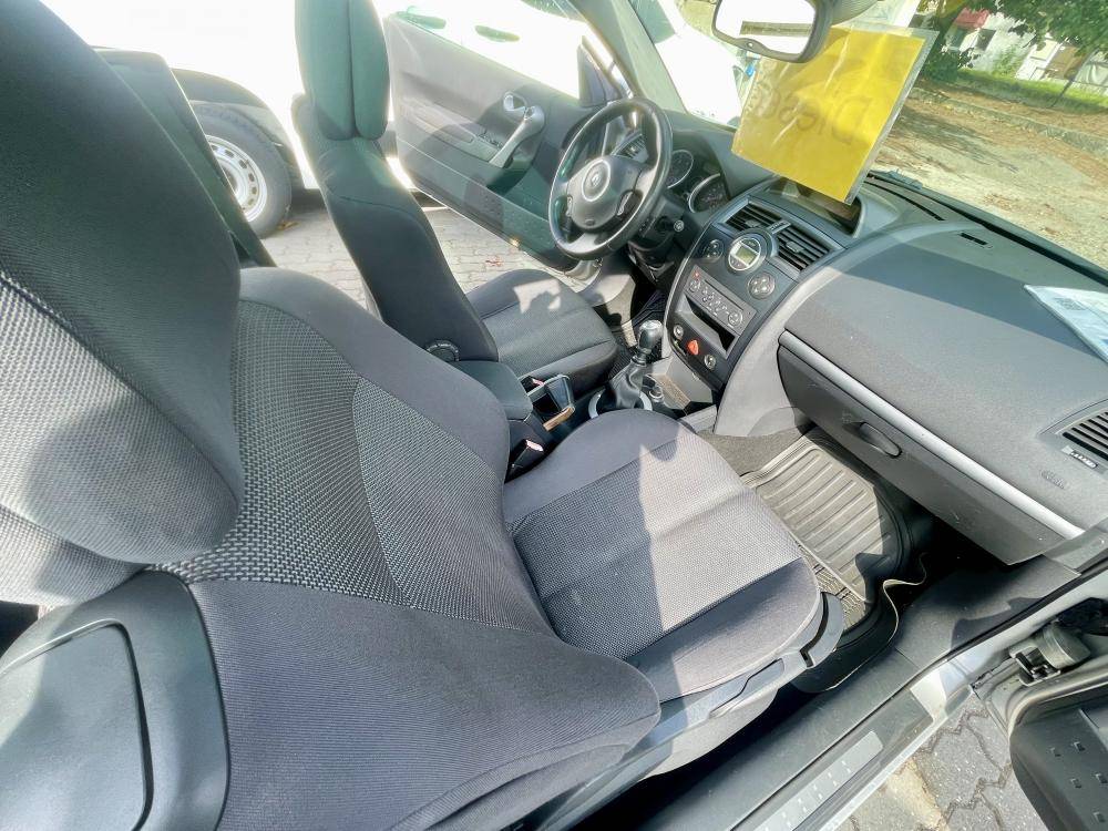 renault-megane-cabrio-2009-diesel-1496cc