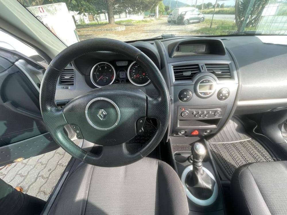 renault-megane-cabrio-2009-diesel-1496cc