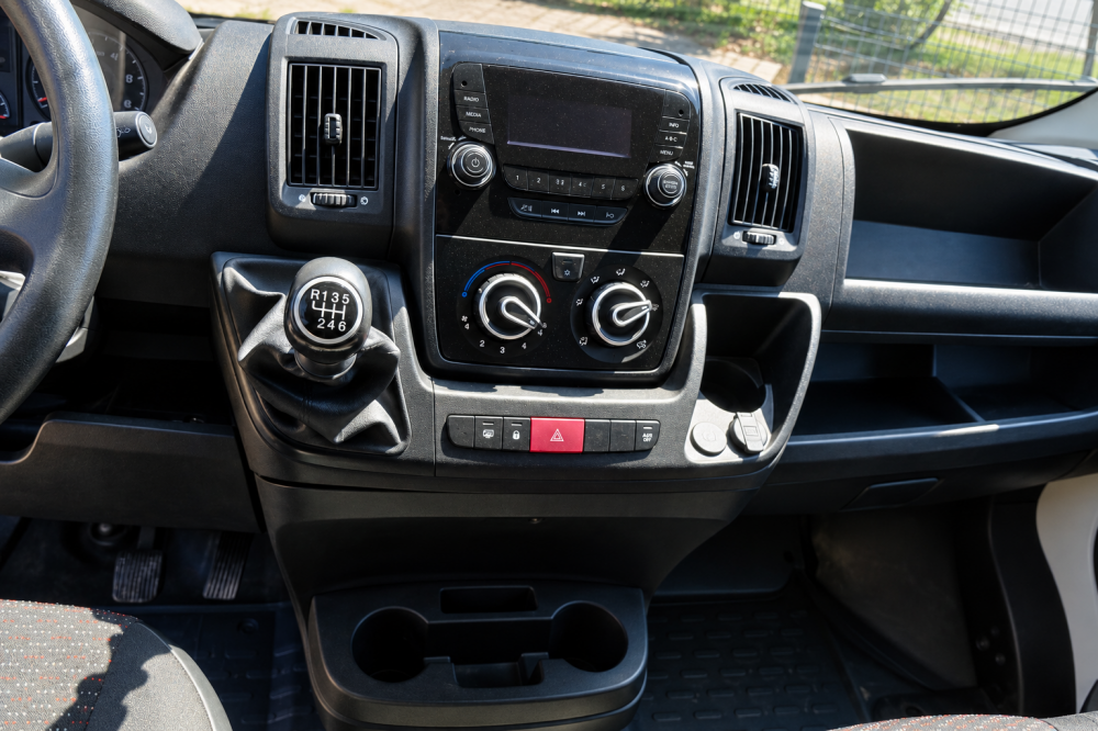 peugeot-boxer-2020-diesel-2179cc