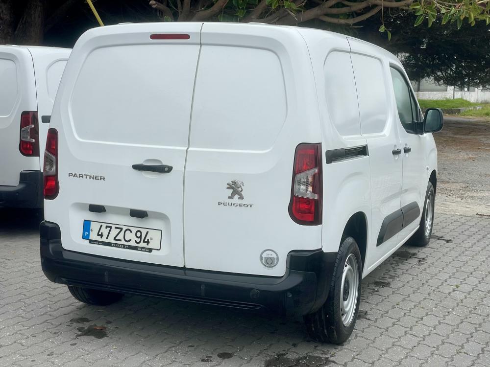 peugeot-partner-2019-diesel-1560cc