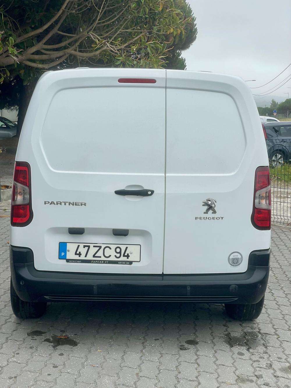 peugeot-partner-2019-diesel-1560cc