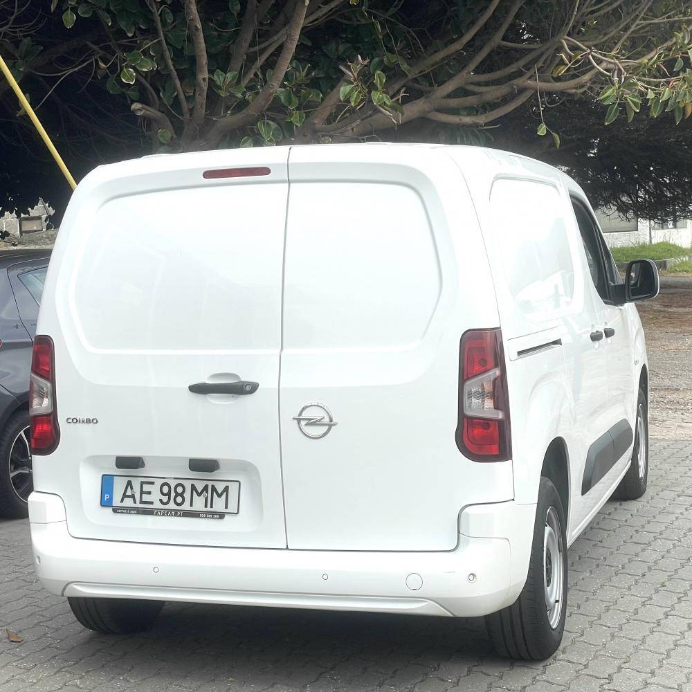 opel-combo-2021-diesel-1499cc