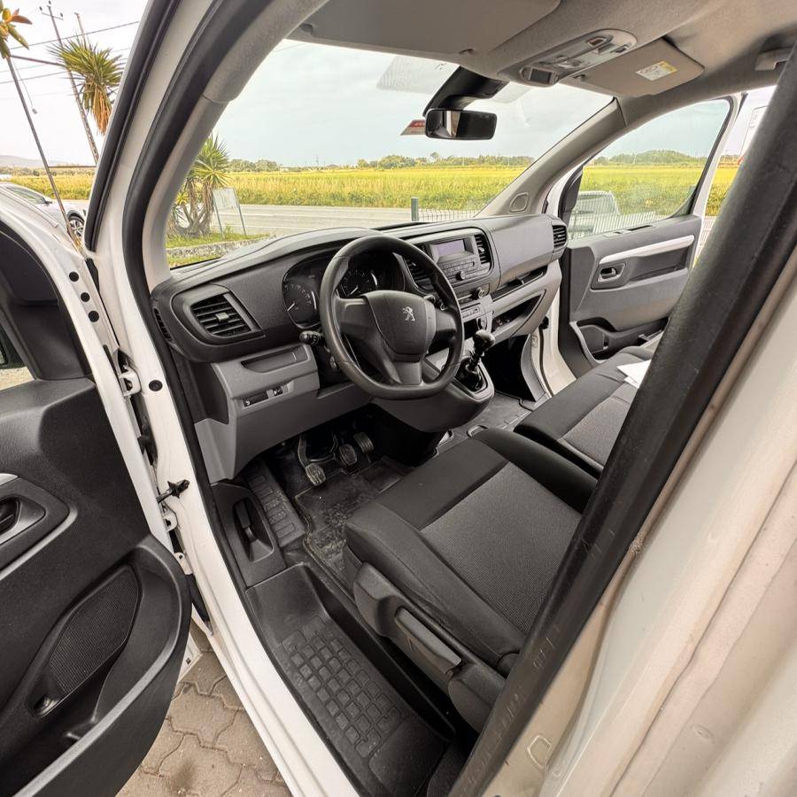 peugeot-expert-2020-diesel-1499cc