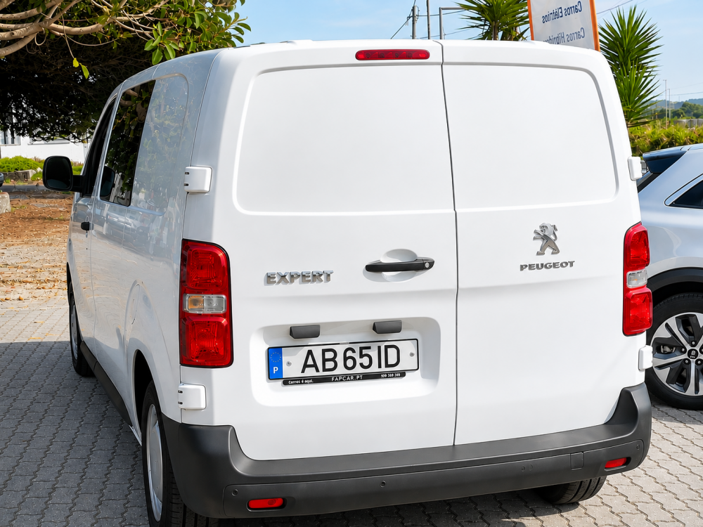 peugeot-expert-2020-diesel-1499cc