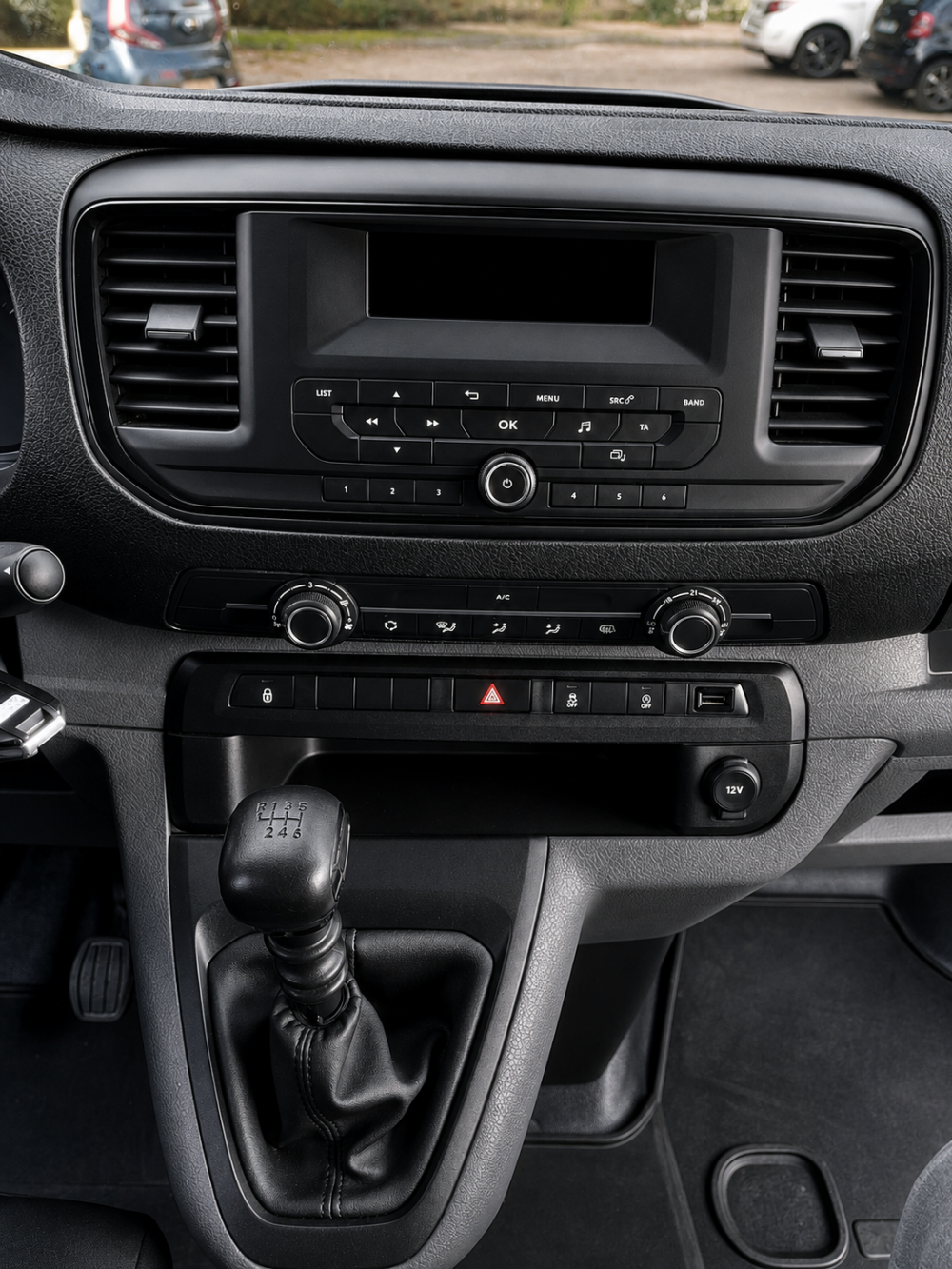 peugeot-expert-2020-diesel-1499cc