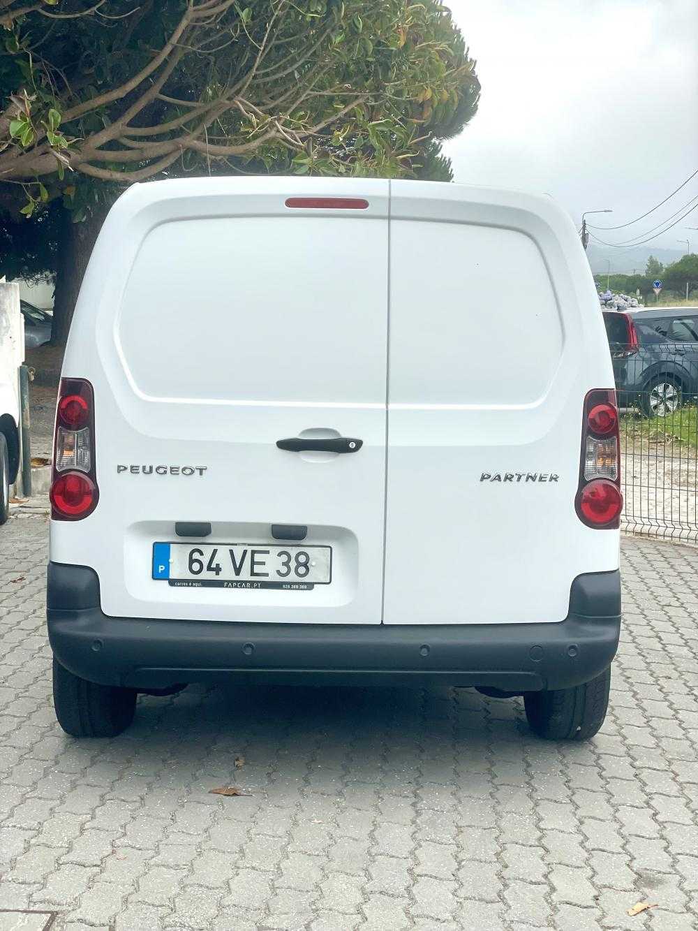 peugeot-partner-2018-diesel-1560cc