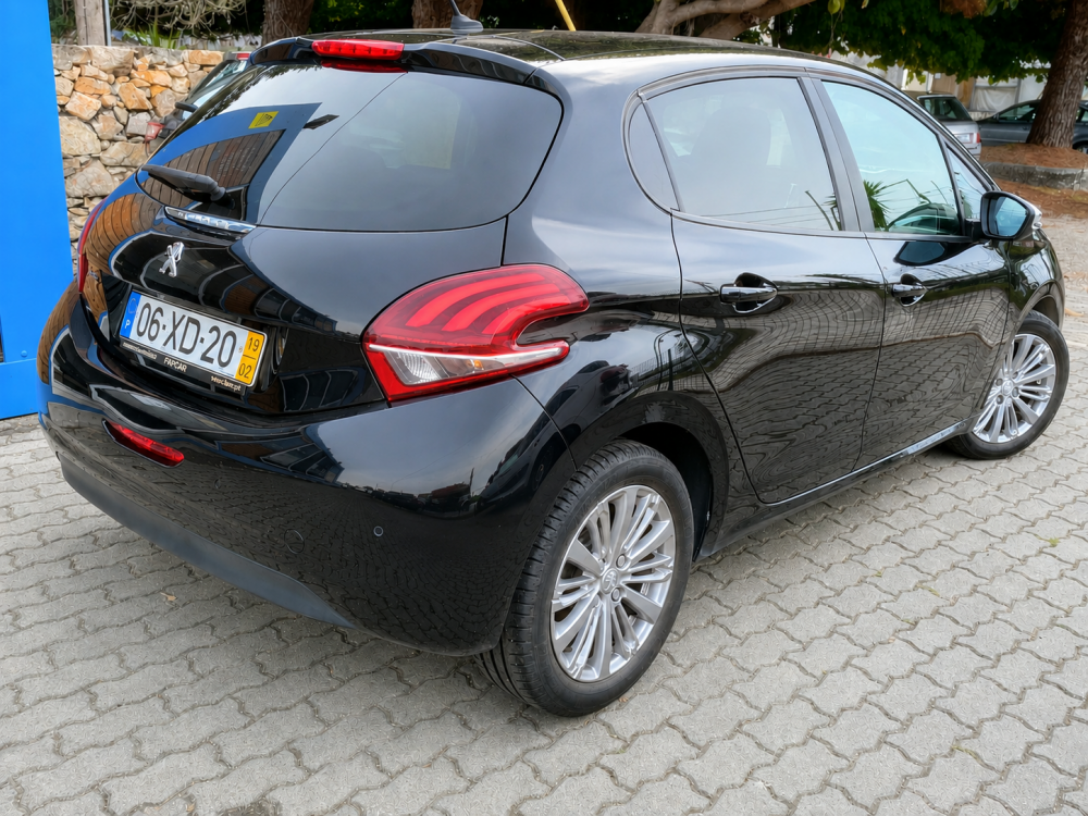 peugeot-208-2019-gasolina-1199cc