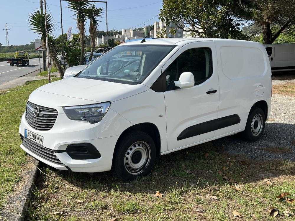 opel-combo-2020-diesel-1499cc