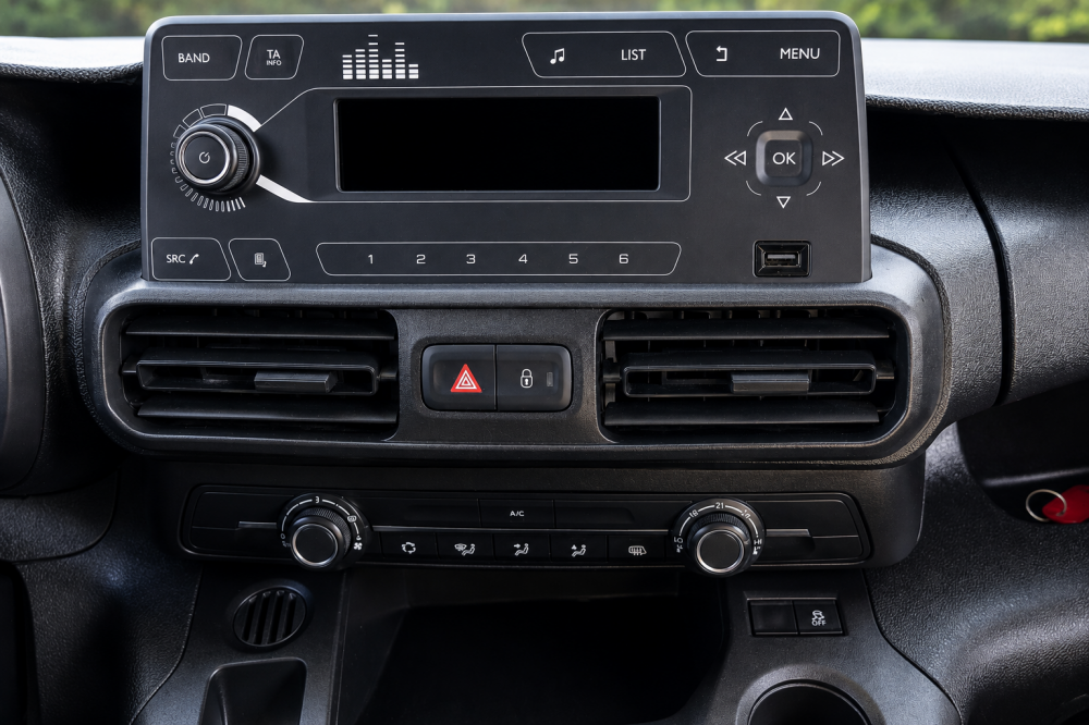 citroen-berlingo-2020-diesel-1499cc