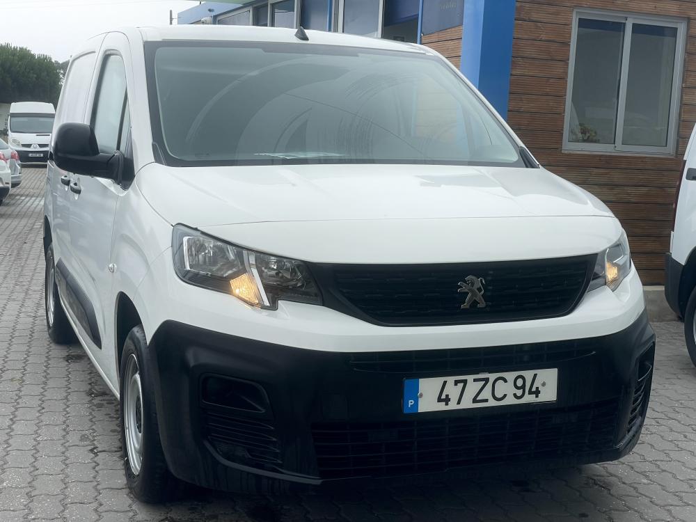 peugeot-partner-2019-diesel-1560cc