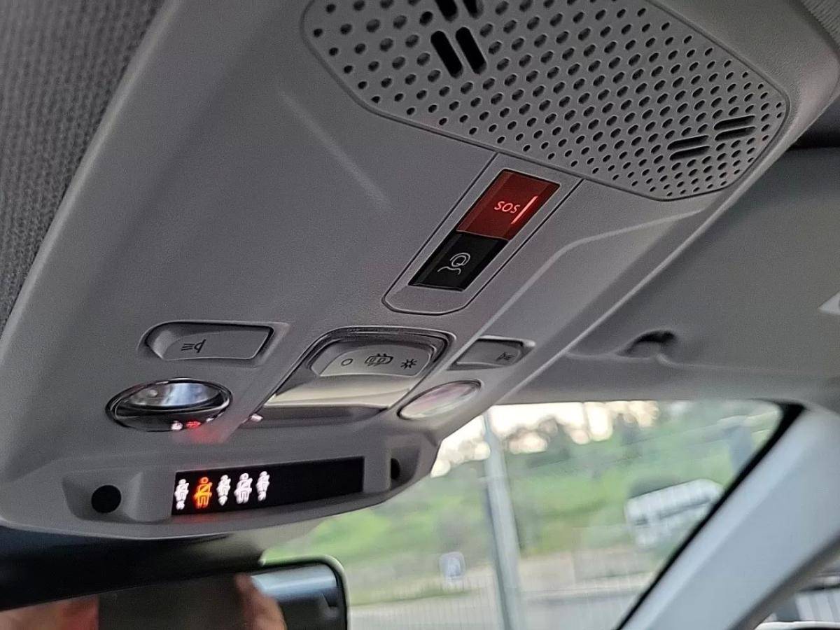 citroen-c4-2025-hibrido-a-gasolina-1199cc