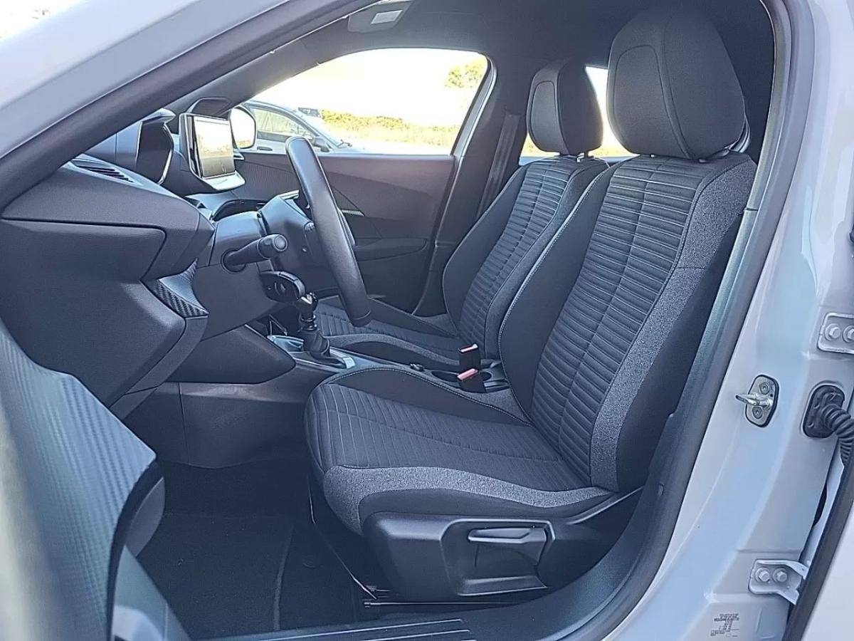 peugeot-2008-2024-gasolina-1199cc