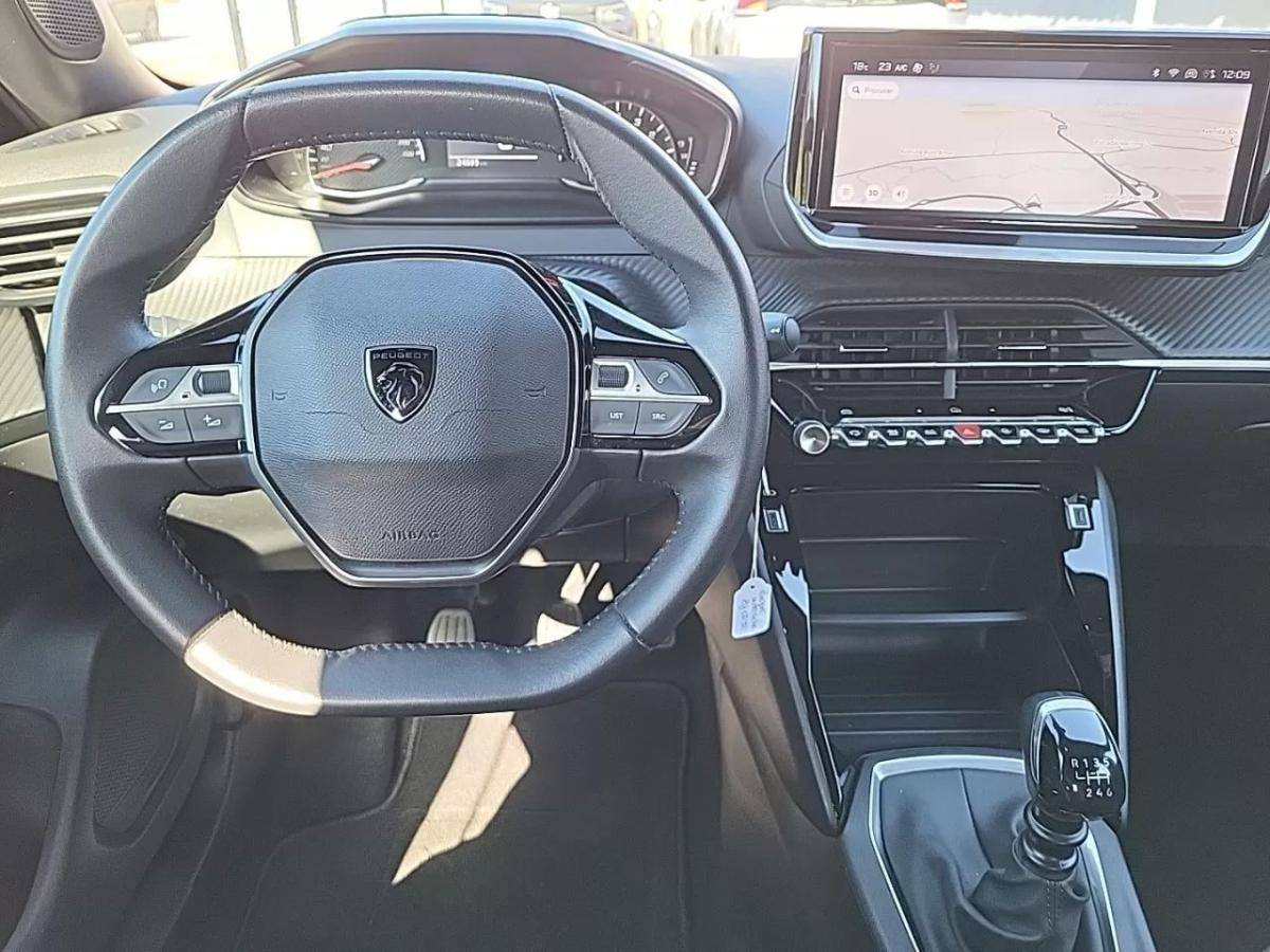 peugeot-2008-2024-gasolina-1199cc