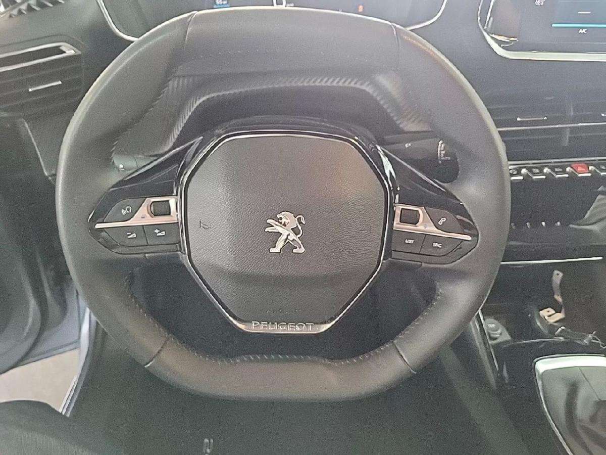 peugeot-208-2022-gasolina-1199cc