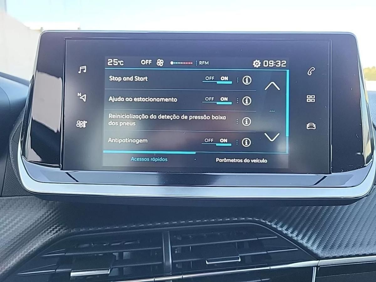 peugeot-208-2022-gasolina-1199cc