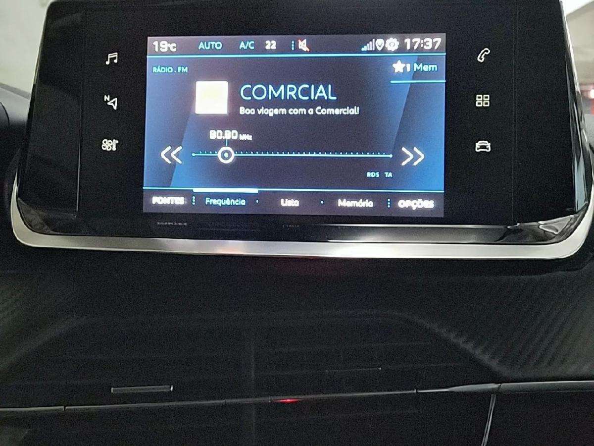 peugeot-2008-2021-gasolina-1199cc