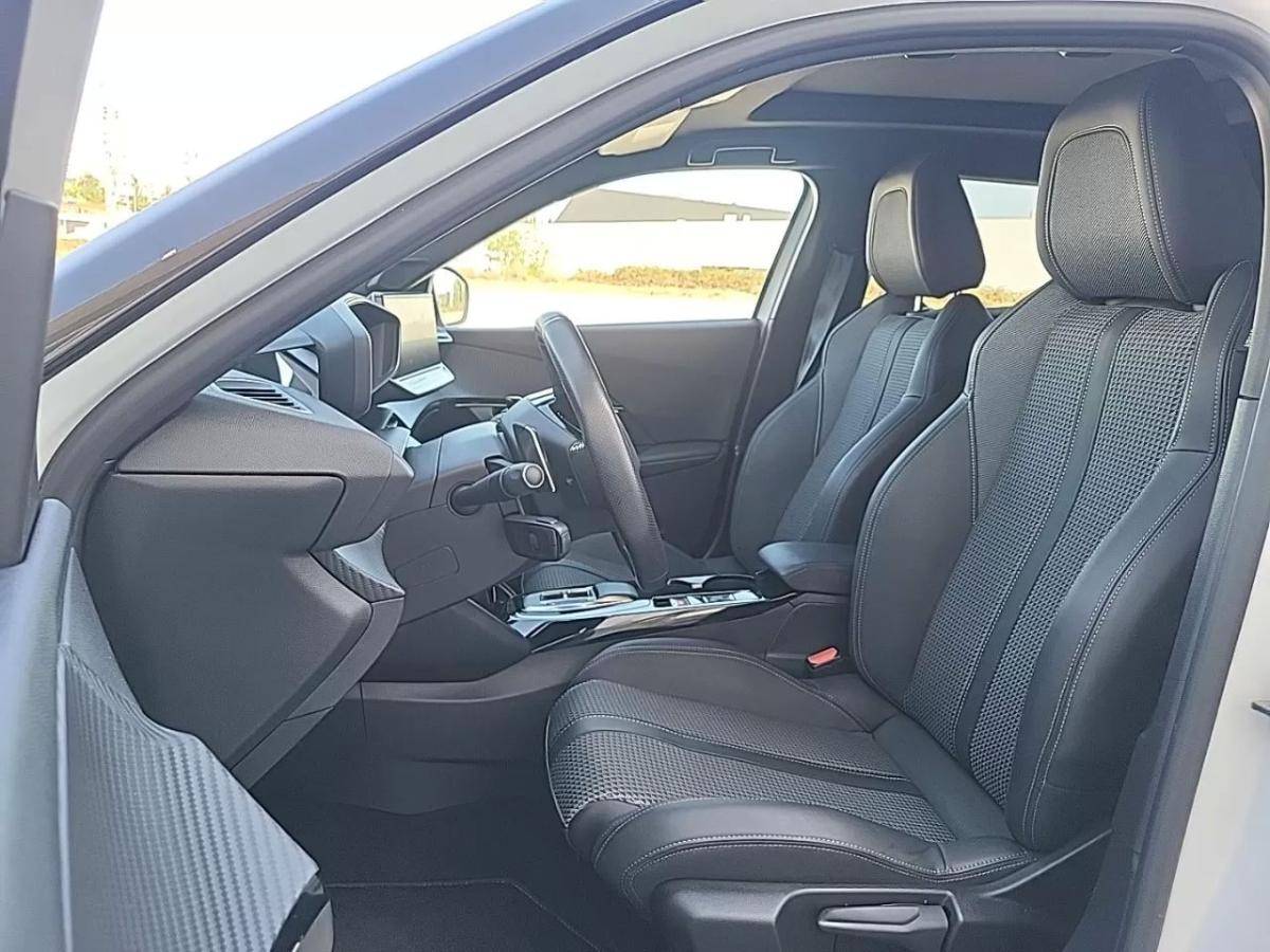 peugeot-2008-2022-gasolina-1199cc