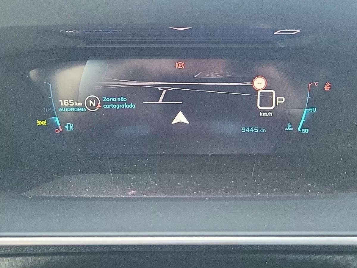 peugeot-2008-2022-gasolina-1199cc