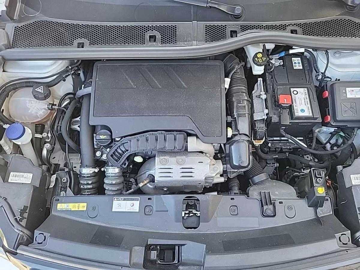 peugeot-2008-2022-gasolina-1199cc